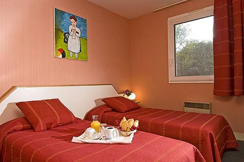 Sure Hotel By Best Western Tours Sud Шамбре-ле-Тур Номер фото